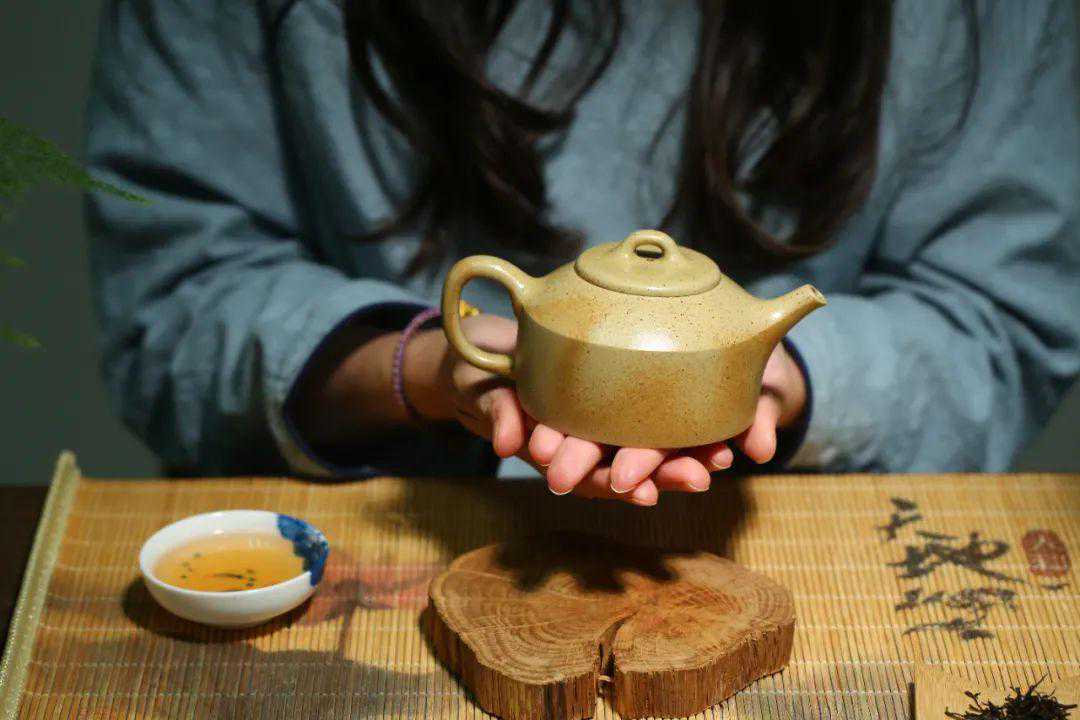 壶型故事|镜瓦壶,造型古朴 端庄典雅 壶型故事|镜瓦壶,造型古朴 端庄典雅