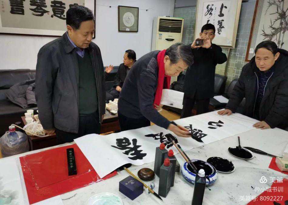 “春暖爱心”青岛市慈善贺岁书画笔会在市北区欢聚举行