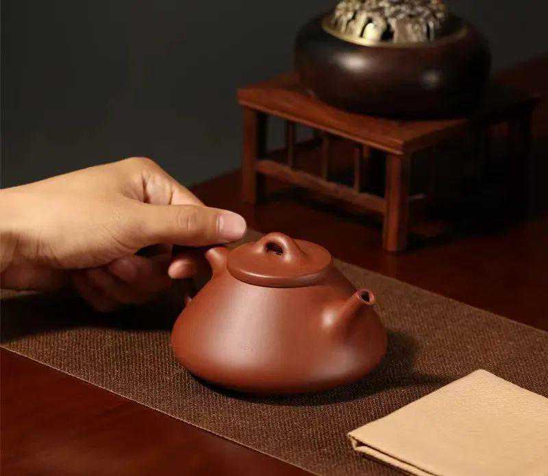 那些曾拍出百万高价的紫砂壶型