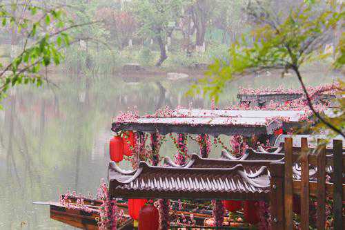 湖南常德桃花源镇：小风景推动大探索