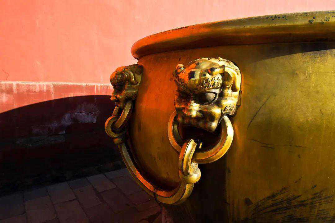 趣说北京 | 一口铜缸写尽故宫600年繁华与沧桑