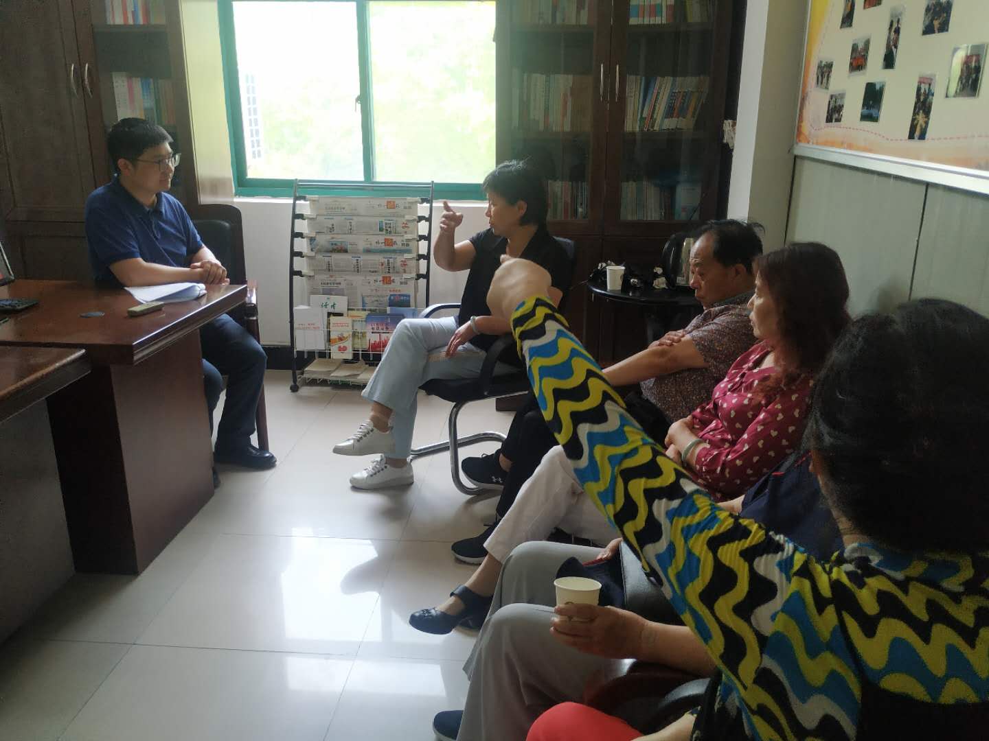 查民意解民忧,扬州余林社区党员化身信息员 查民意解民忧,扬州余林社区党员化身信息员