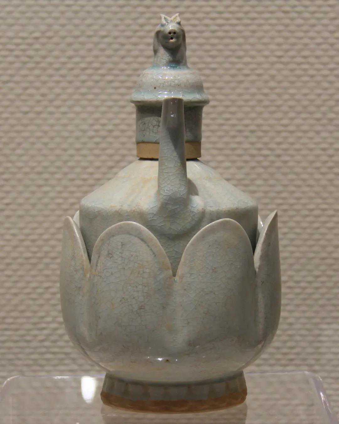 鲁酒瑰宝-影青温碗水注