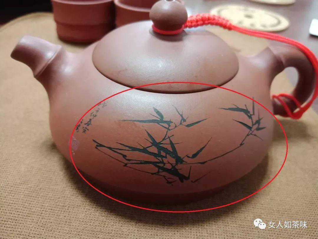 市场上的低端紫砂壶，它们常见的特征有哪些？