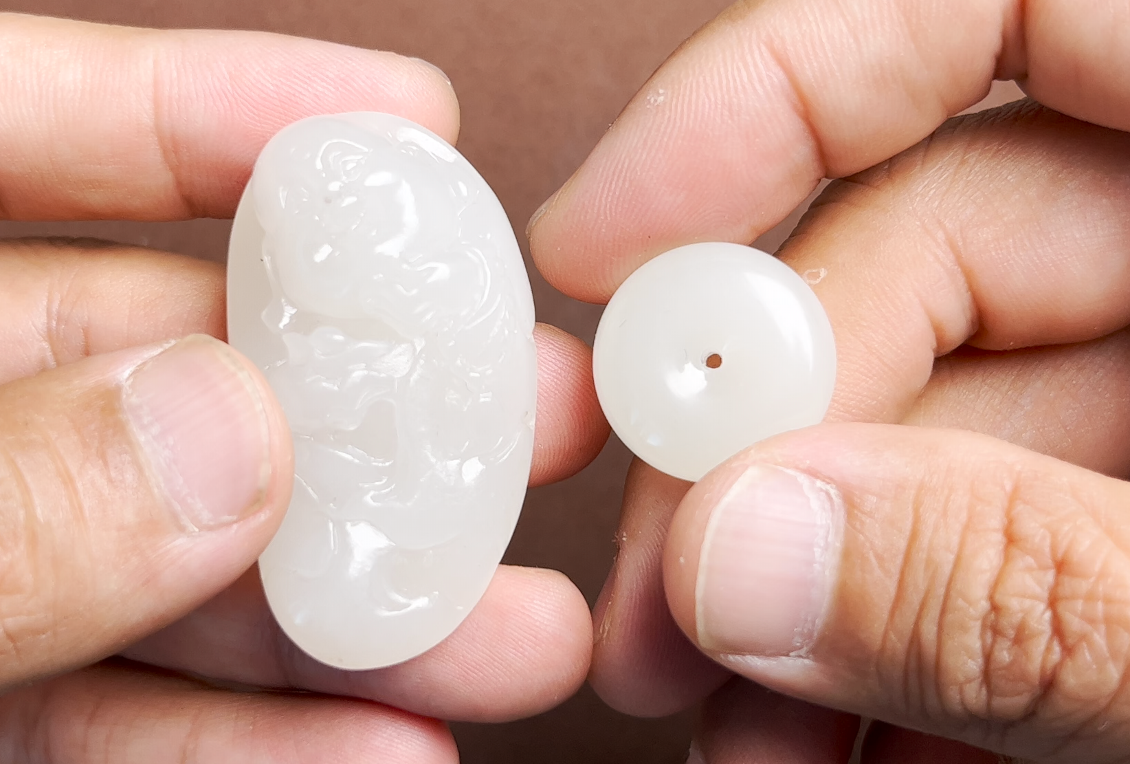 和田玉青海料有什么特点？能不能买，值不值得收藏？