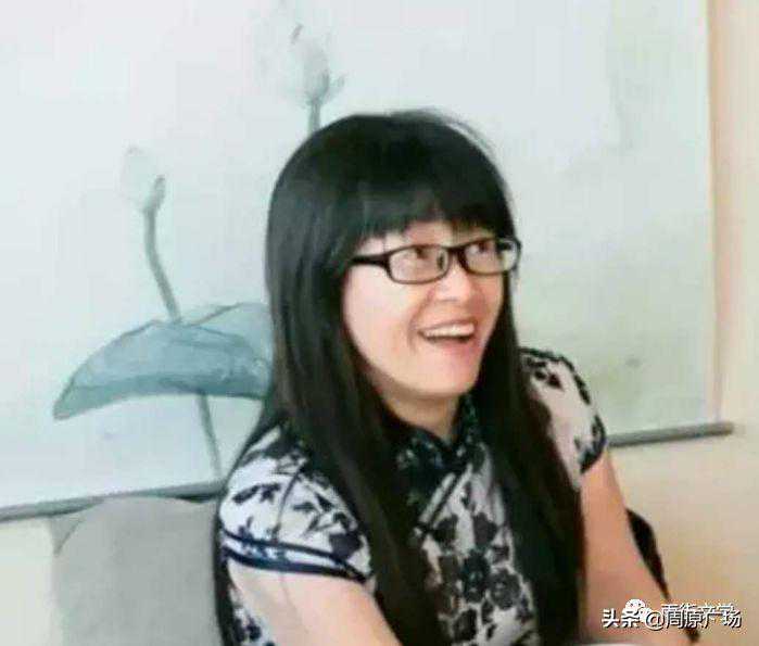 余秀华：天空适合昏暗