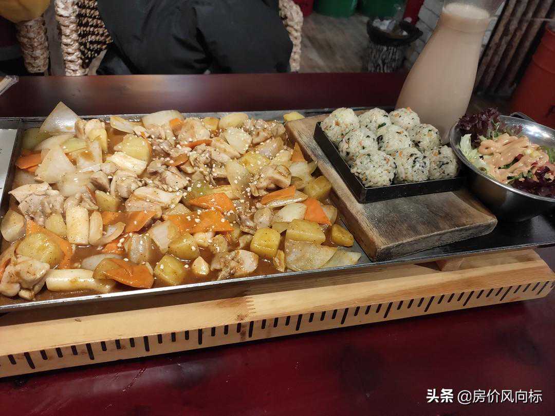 尺米鸡、炸鸡翅、手抓饭团，牡丹江美食