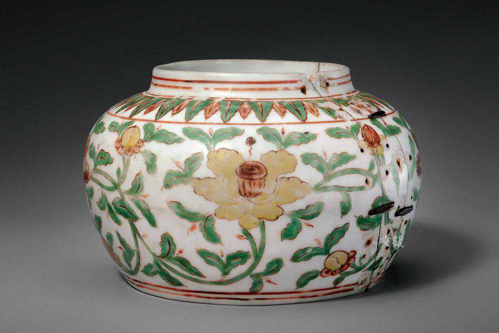 鉴藏入门：“五彩”“斗彩”傻傻分不清楚？