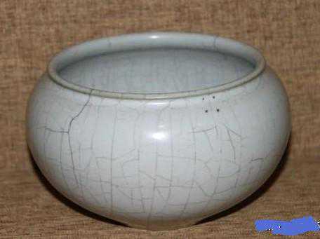 清雅秀隽官窑洗