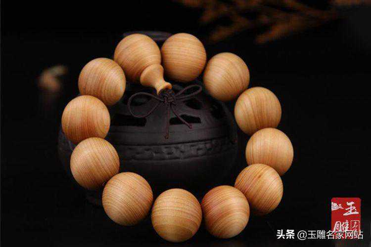 崖柏手串怎么盘？崖柏手串的盘玩方法讲解