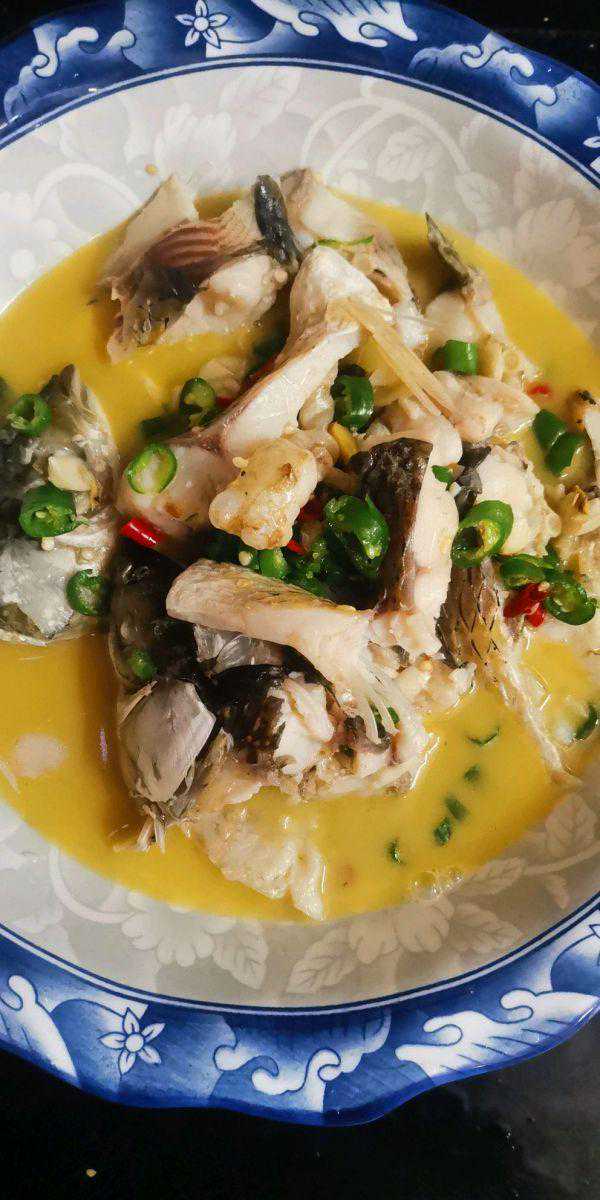 大厨教我的素闷草鱼的做法，确实比我自己做的讲究