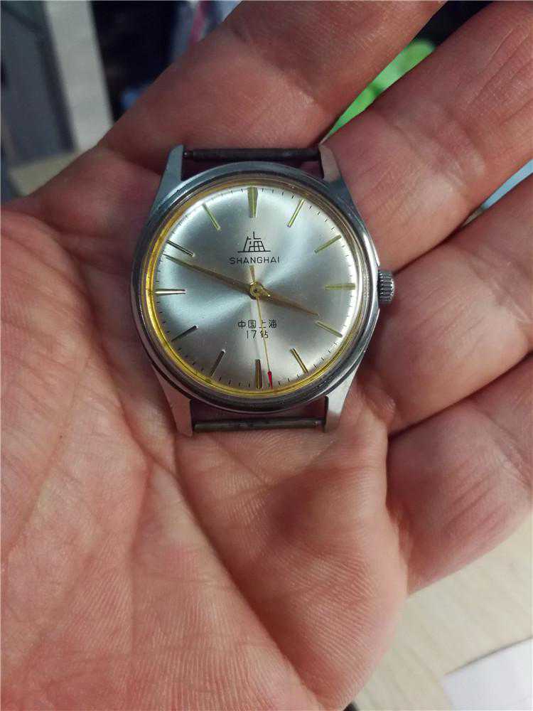 老国表收藏家的宠儿——60年代生产的上海1120手表
