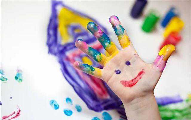 又一趣味的“宅家”亲子玩法，用手指绘画，简单又可爱！收藏了