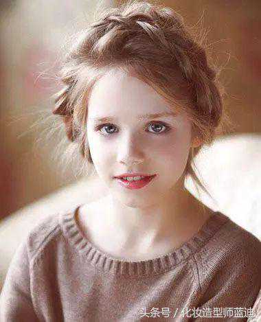 10款半绑丸子头，长发的你肯定能找到适合你的那一款，先收藏再说