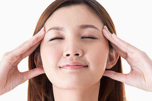 眼角出现皱纹怎么解，3个窍门轻松消除皱纹，看过的都已经收藏了