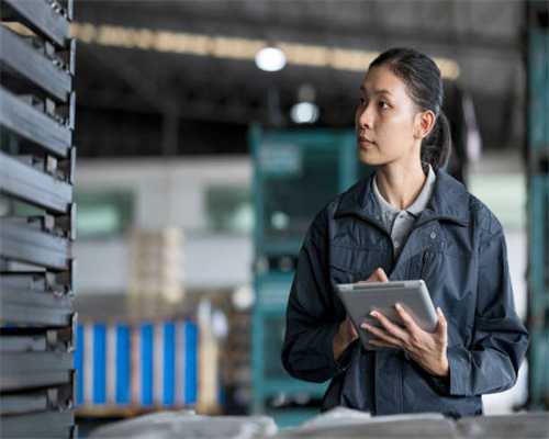 收藏新宠 ——价值550万的鼻烟壶 收藏新宠 ——价值550万的鼻烟壶